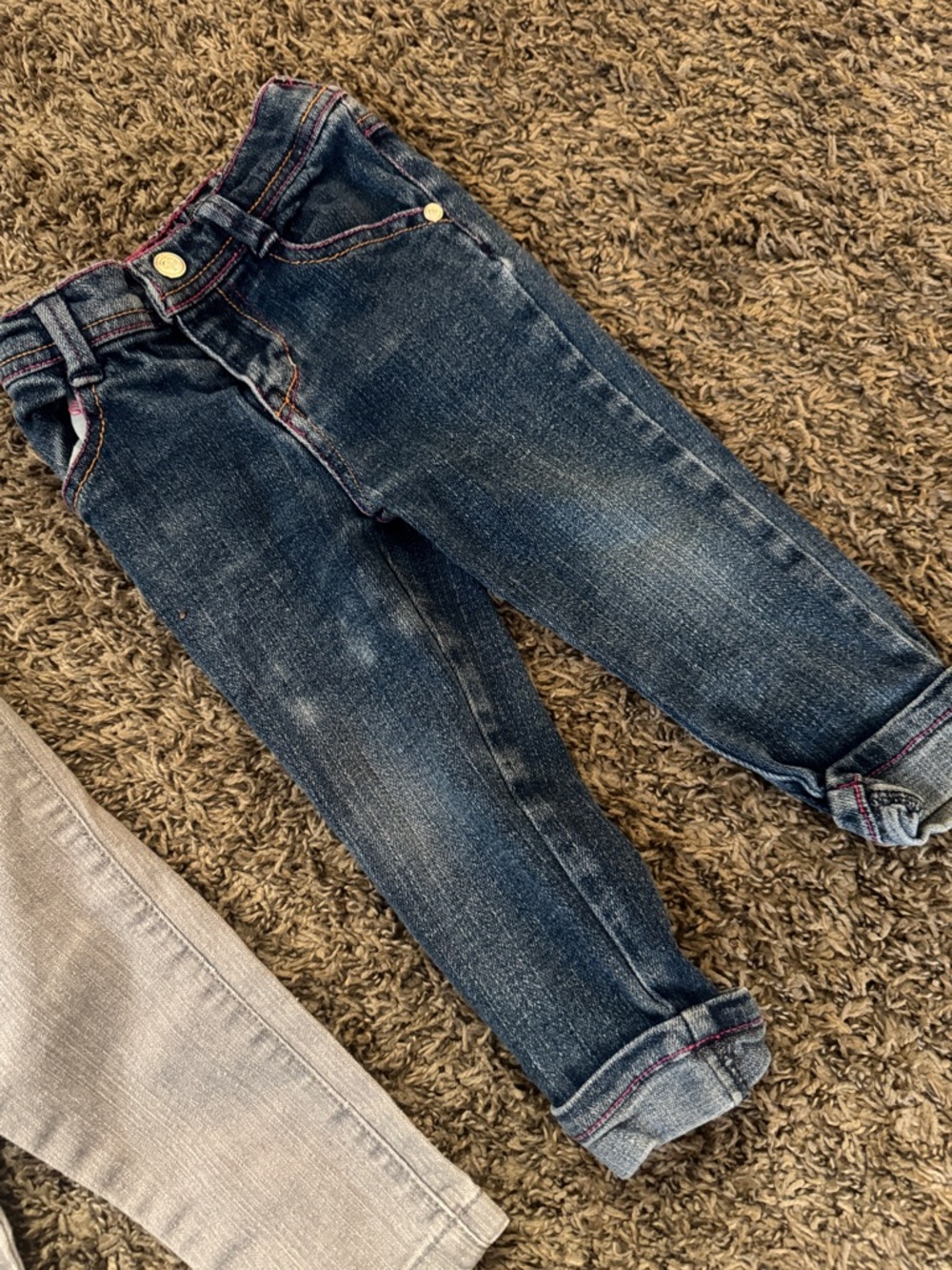 Jeans - Picture 3 of 5